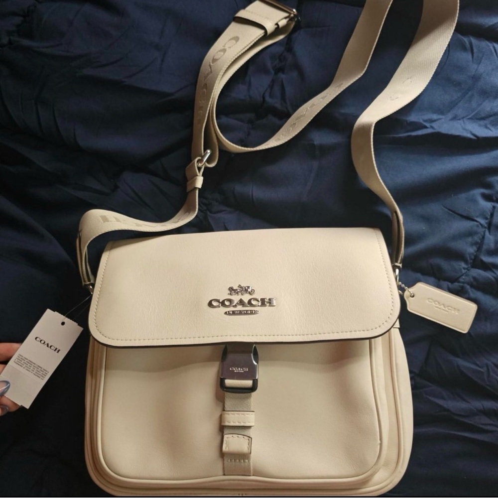 NWT COACH Cream Leather Crossbody Messenger Bag